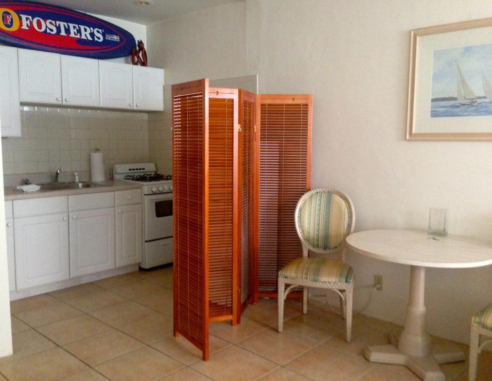 Surf Inn Hotel Hollywood Room photo